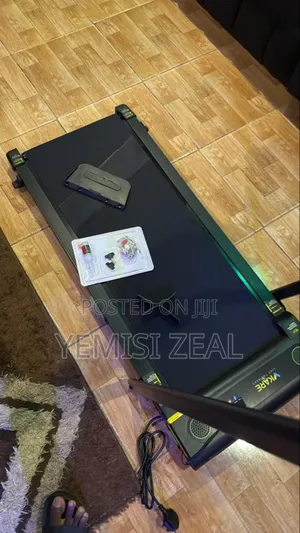 Durable Platform Treadmill Walkpad With Incline And Bluetooth