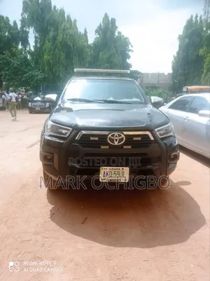Toyota Hilux for Rent