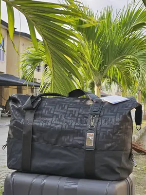Fendi Quality Luxury Men Duffle Bag
