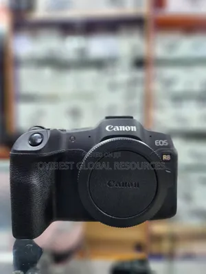 Canon Eos R8 Camera