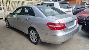 Mercedes-Benz E350 Base 4dr 4Matic Sedan AWD (3.5L 6cyl 7A) 2012 Silver