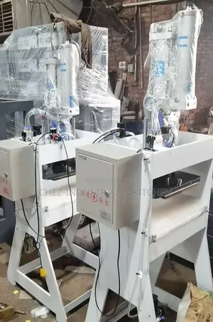 Pneumatic Nylon Punching Machine With Blades Plates and Compressor