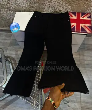 High Quality Baggy Jeans Available In Oma’S World Now