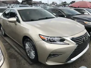 Lexus ES 2015 Gold