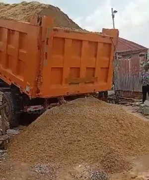 Sharp Sand and Plaster Sand 30 Ton