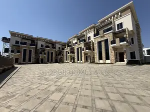 4bdrm Townhouse/Terrace in Jahi for sale