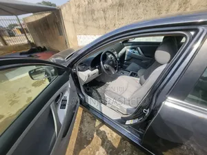 Toyota Camry SE V6 4dr Sedan (3.5L 6cyl 6AM) 2008 Gray