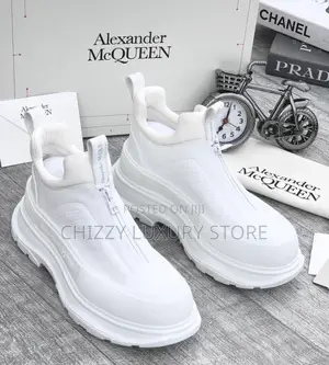 Alexander McQueen Quality Luxury Men White Shoe