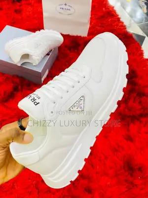 Prada Quality Luxury Men White Sneakers