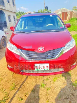 Sienna for Rent