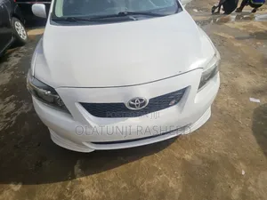 Toyota Corolla S 4dr Sedan (1.8L 4cyl 4A) 2010 White