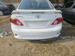 Toyota Corolla S 4dr Sedan (1.8L 4cyl 4A) 2010 White