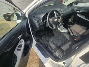 Toyota Corolla S 4dr Sedan (1.8L 4cyl 4A) 2010 White