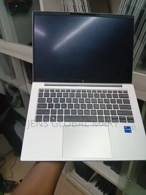 Laptop HP EliteBook 840 G10 16GB Intel Core i7 SSD 256GB