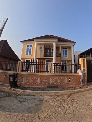 Furnished 5bdrm Duplex in Elepe Royal Estate, Ebute for sale