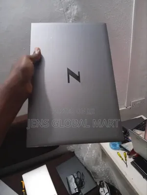 Laptop HP ZBook Firefly G8 32GB Intel Core I7 SSD 512GB