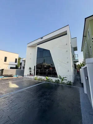 Furnished 5bdrm Mansion in Private Estate Eneka for sale
