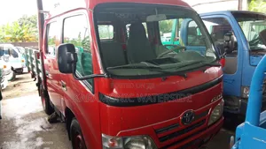 Toyota Dyna 100 Double Cabin 2008 Red