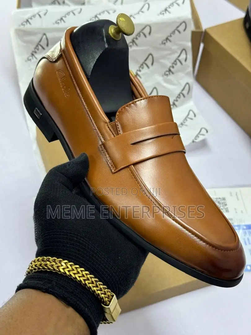 Flat Shoe (Multi- Serve) :