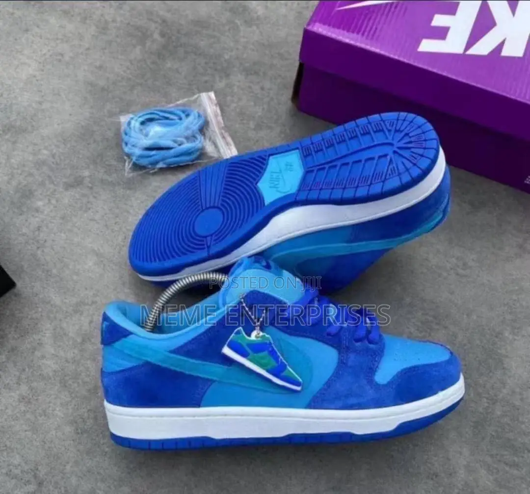 Blue Sb Dunk ____<