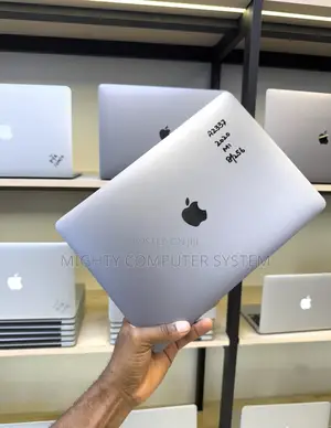 New Laptop Apple MacBook Air 2020 M1 8GB Apple M1 SSD 256GB