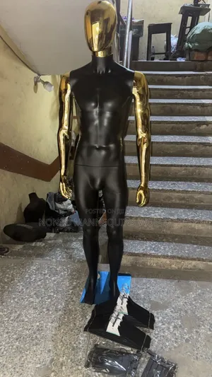 Black And Gold Chrome Male Faceless Mannequin