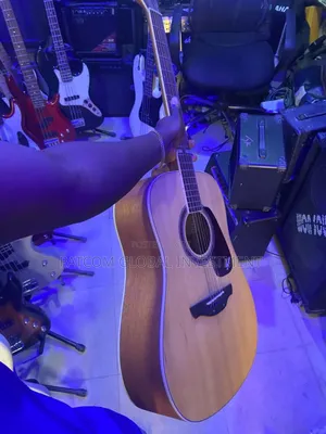 Box Guitar American Standard Size 41