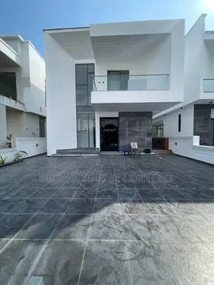 5bdrm Duplex in Ikota for sale