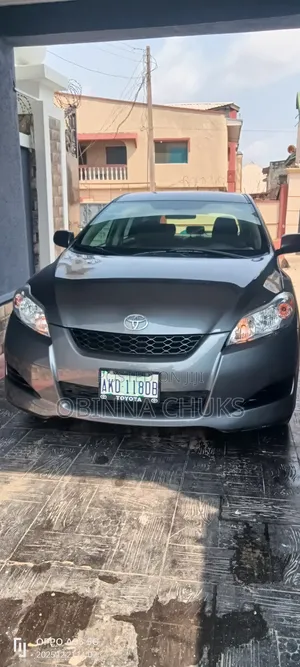 Toyota Matrix S Hatchback AWD (2.4L 4cyl 4A) 2009 Gray