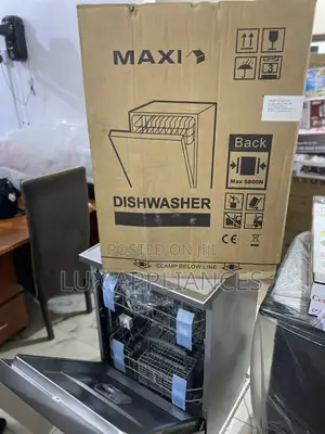 Maxi Dishwasher Designed for Long-Lasting Performance