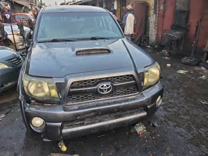 Toyota Tacoma 2010 Gray