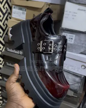 High-Sole Shoe~< 