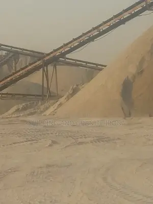 Stone Dust, Stone Base, and Other Size of Material Is Available
