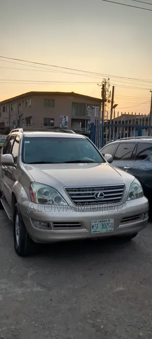 Lexus GX 470 2008 Gold