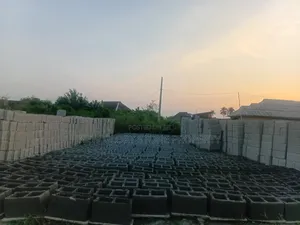 Block 6" 700 Block 9" 900 and Graniet Stone Dust