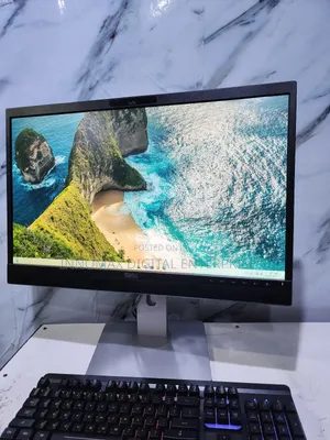 Dell 24" Ips FHD 1080p Led Hdmi Monitor,Video Conferencing/ Speaker