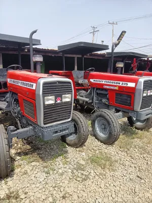 Massey Ferguson 375