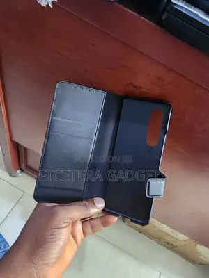 Galaxy Fold3 Premium Leather Pouch