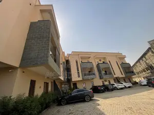 4bdrm Townhouse / Terrace in Jahi for rent