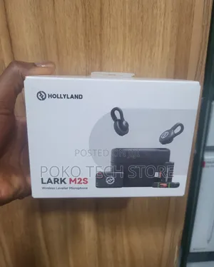 Hollyland Lark M2s Wireless Lavalier Microphone System.