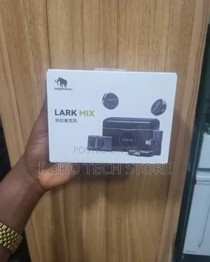 Moma Lark Mix Wireless Microphone.