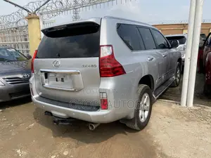 Lexus GX 2011 Silver