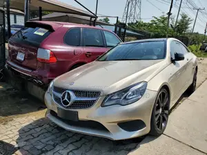 Mercedes-Benz E350 Base 4dr Sedan RWD (3.5L 6cyl 7A) 2016 Brown