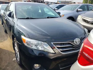 Toyota Camry XLE V6 4dr Sedan (3.5L 6cyl 6AM) 2010 Black