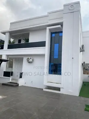 Furnished 3bdrm Duplex in Jericho for sale