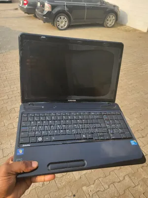 Laptop Toshiba Satellite L600 6GB Intel Core I3 HDD 320GB