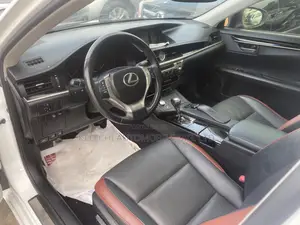 Lexus ES 350 FWD 2014 White
