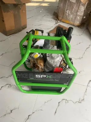 Torque Wrench Pump