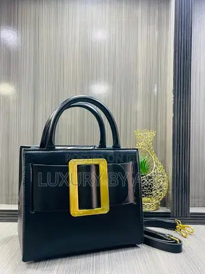 Medium Boyy Bag