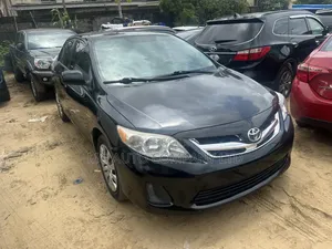 Toyota Corolla LE 4dr Sedan (1.8L 4cyl 4A) 2012 Black